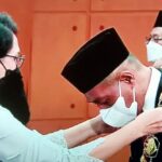 POSISI BARU: Rektor Universitas Cendrawasih, Oscar Oswald O. Wambrauw salah seorang dari sembilan pejabat di lingkungan Kemendikbudristek yang dilantik.