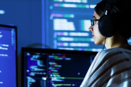 WhatsApp Image 2023 03 10 at 18.14.42 120 Pelajar Dapat Pelatihan Jadi Software Developer