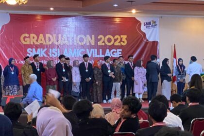 wisuda smk islamic