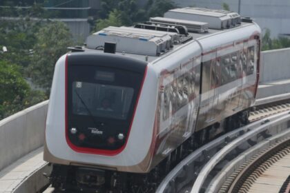 WhatsApp Image 2023 06 06 at 10.42.36 PM Pj Gubernur DKI Kejar Target LRT Fase 1B Beres Tahun Ini