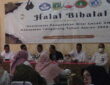 Foto : Agnes Patricia Halal Bihalal Kepala SMK : Kepala SMK Kab. Tangerang bersama Pengawas dan Koordinator Dinas membahas mengani penulisan Ijazah SMK